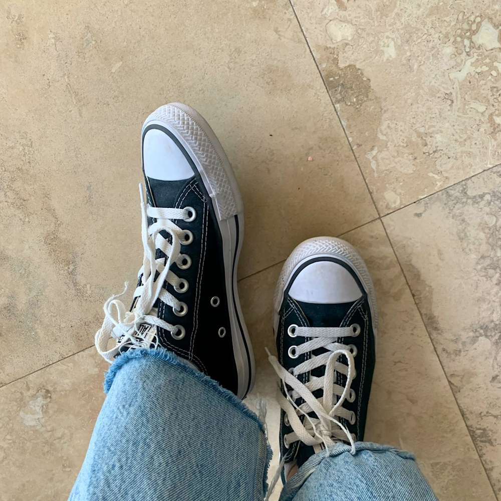 Black converse